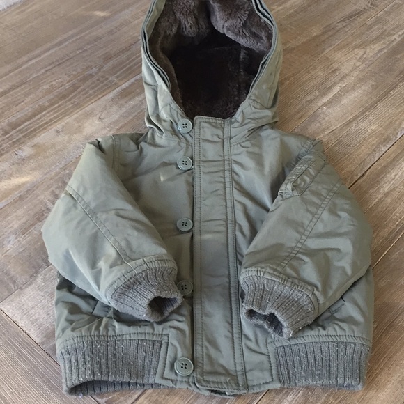 💛HOST PICK - Gap jacket💛 - Picture 3 of 7